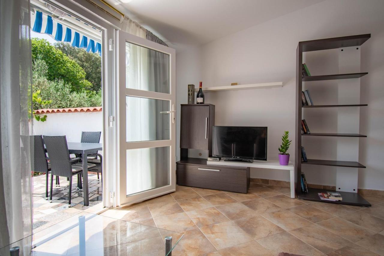 Apartments Betty Borik Rovinj Exterior photo