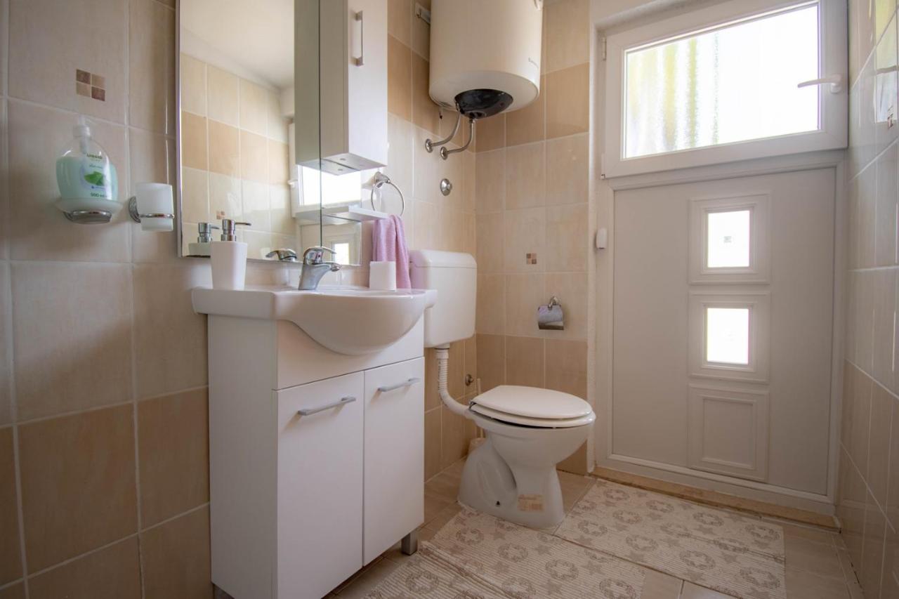 Apartments Betty Borik Rovinj Exterior photo