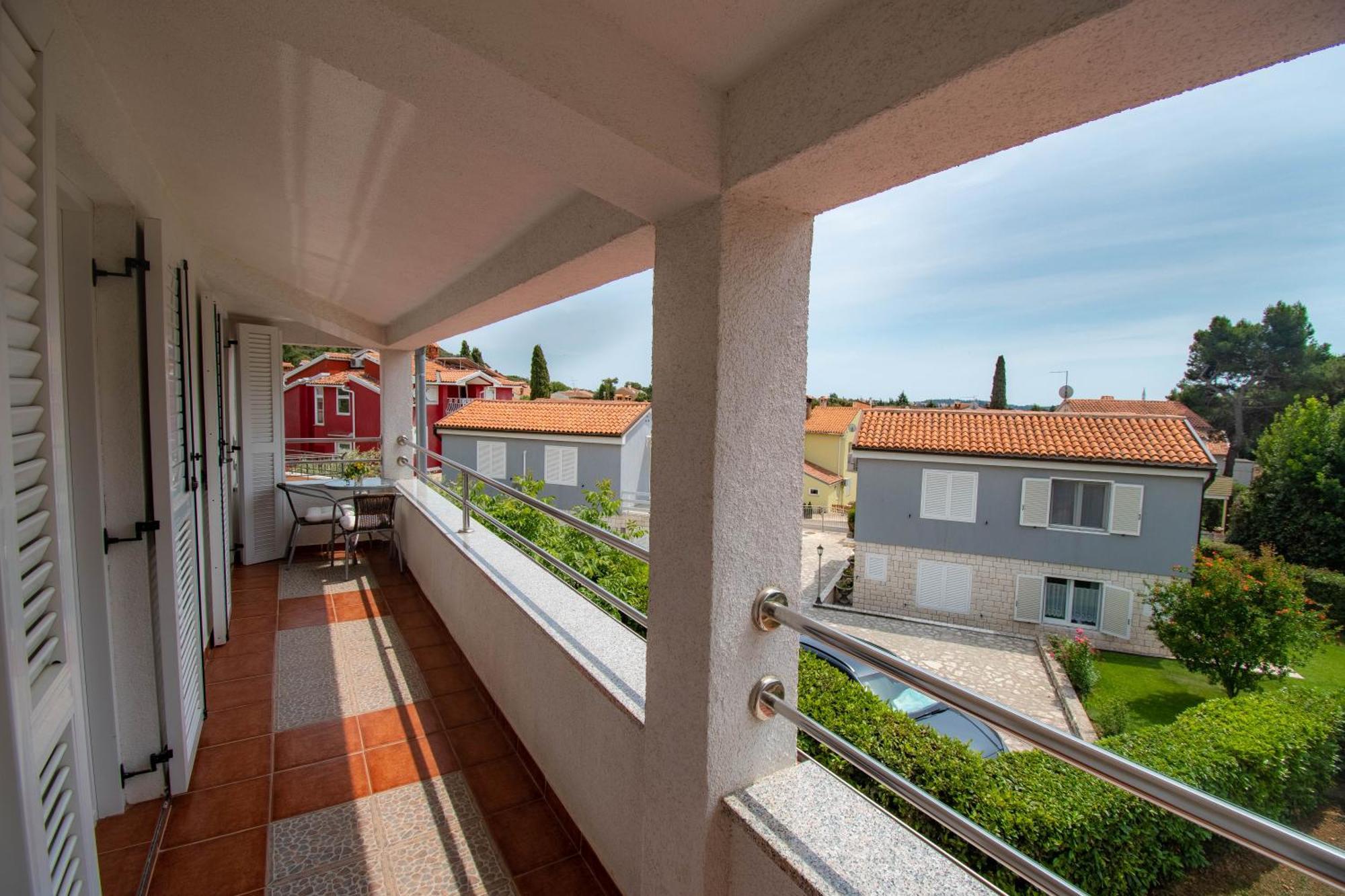 Apartments Betty Borik Rovinj Exterior photo
