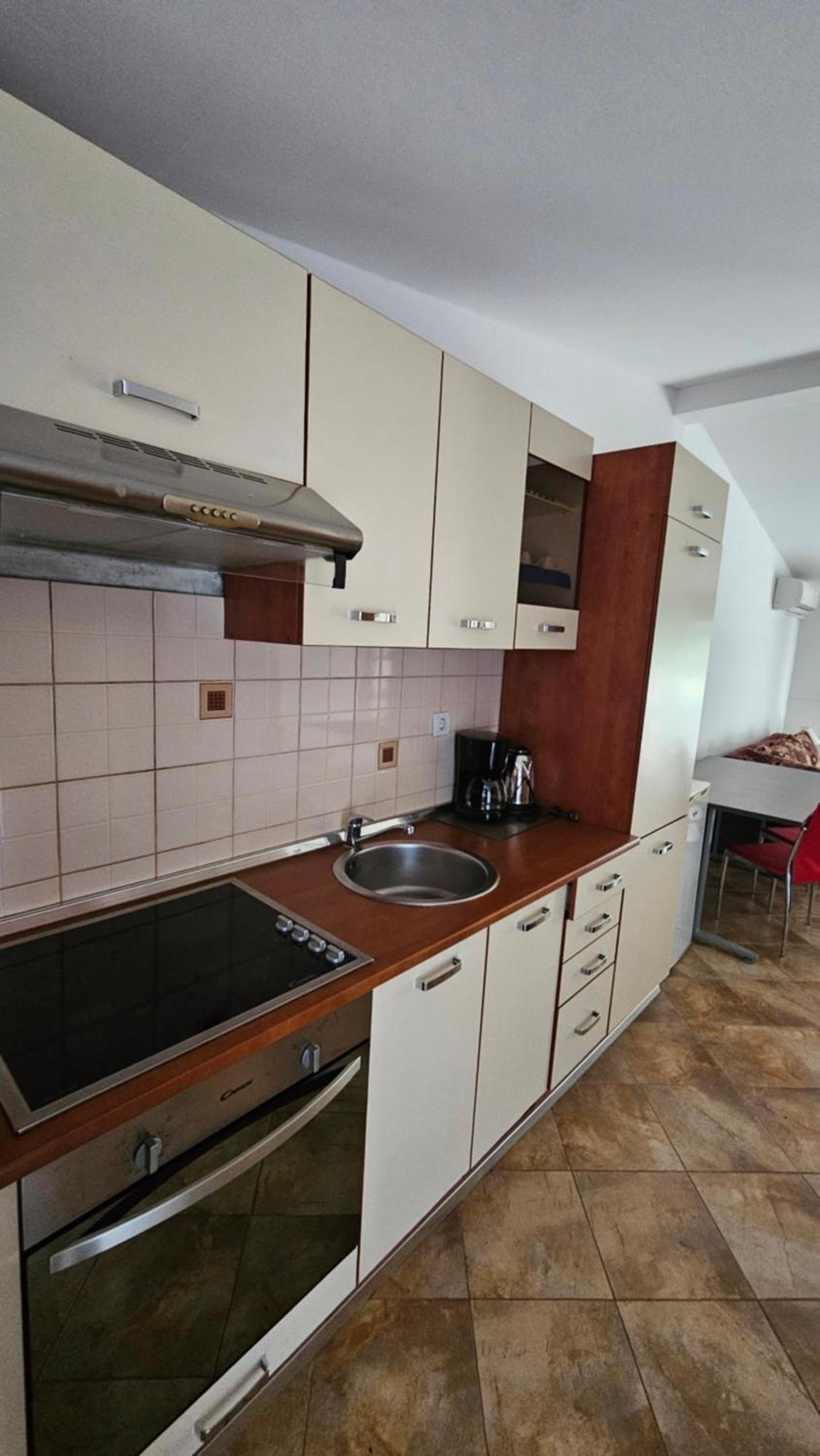 Apartments Betty Borik Rovinj Exterior photo